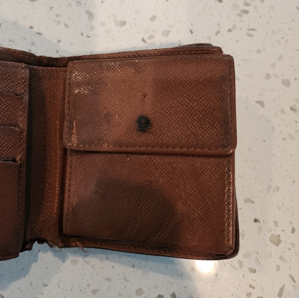 Louis vutton wallet - Picture 1 of 3